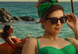 Путешествие в гардероб: сериал и костюмы «People We Meet on Vacation»