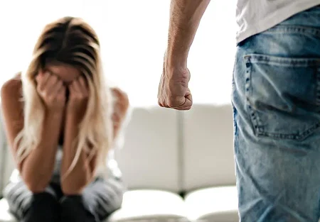 Любовь и психологическое насилие: дьявол в деталях