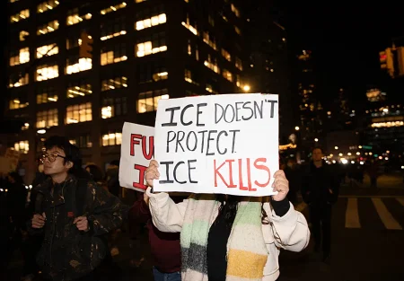 Столкновения из-за ICE в Нью-Йорке: ошибка или намерение?