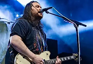 Вольфганг Ван Хален почтил память Оззи Осборна кавером 'Mama I'm Coming Home'