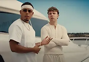 Myke Towers и Quevedo захватили чарты с ‘Soleao’