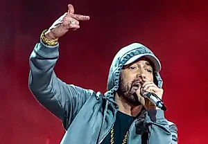 Эминем ошарашил фанатов на премьере фильма «Stans» в Нью-Йорке