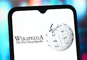 Wikipedia и британский закон об онлайн-безопасности: битва за анонимность