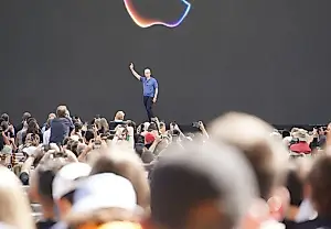 Apple: На защите на WWDC в атмосфере неуверенности