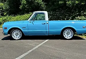 Светский ракурс: Chevrolet C10 1970 года — красавец и монстр