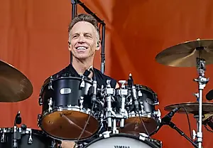Ушёл барабанщик Pearl Jam