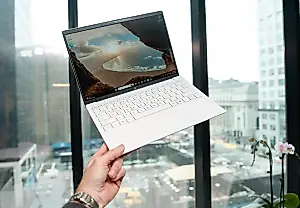 HP снова в битве: 18 новых OmniBook и завораживающая магия
