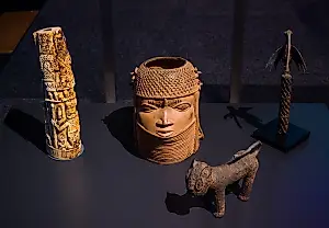 Нидерланды вернут 119 бронзовых статуэток из Бенинского королевства в Нигерию