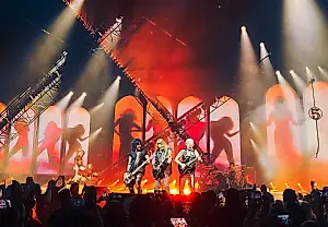 Mötley Crüe: Памяти Оззи и триумф Вегаса