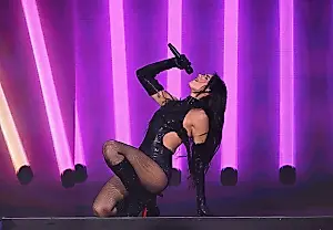 Dua Lipa зажигает Madison Square Garden: пять лучших моментов тура Radical Optimism