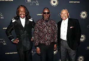 Пять лучших моментов Grammy Salute to Earth, Wind & Fire