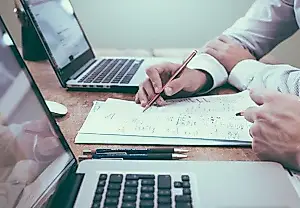 Почему Великобритании нужно обучать не только школьников, но и взрослых: £187М на развитие цифровых навыков