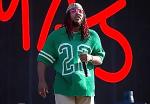 Leon Thomas и его Mutt становятся №1 в чартах R&B/Hip-Hop