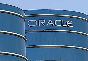 Oracle тратит миллиарды на энергию для ИИ-центров