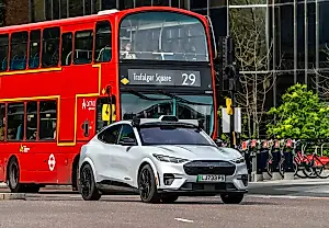 Я проехал на одном из первых беспилотных автомобилей в Великобритании