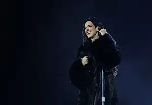 Dua Lipa устроила мексиканский карнавал с Манá