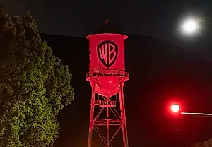 Netflix проглотил Warner Bros.: конец киномечтам?