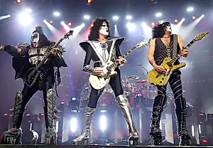 Возвращение KISS: концерт без макияжа в Лас-Вегасе