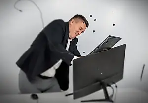 Windows 11 ломает спасательный круг: обновление убило мышь и клаву в рекавери