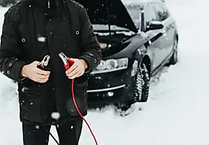 Зимний набор для авто: 7 вещей без которых не выжить