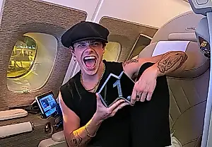 Yungblud alcanza el número uno en Australia tras su gira