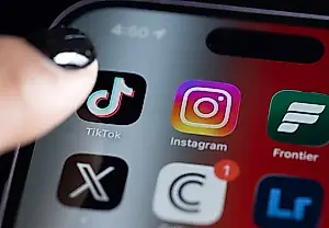 TikTok huye del campo de batalla: el jurado interroga a Meta y Google por la adicción de los adolescentes a las redes
