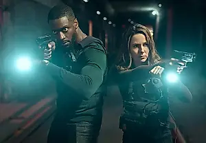 La banda sonora de la serie Cross