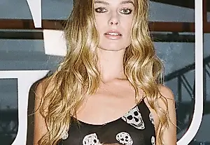 Margot Robbie recupera un estampado icónico