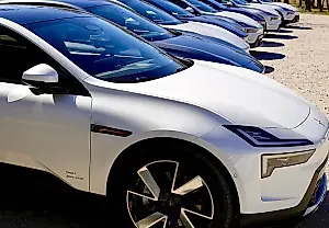 Polestar desafía la crisis del coche eléctrico: cuatro modelos nuevos en tres años