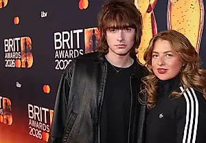 Los Gallagher y el eterno Oasis