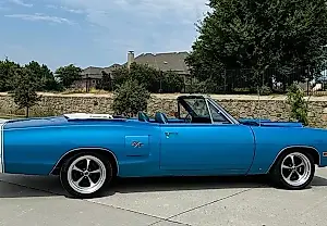 Una rara avis de los años setenta: Dodge Coronet R/T Convertible