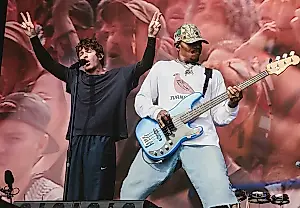 Turnstile recuerdan a Mani y reavivan un clásico