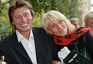 Сын-сиделка и дочь-курьер. Жизнь и семья Анатолия Лобоцкого