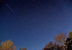 Starlink baja la órbita de sus satélites para reducir la basura espacial