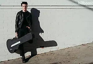 Yungblud и зрелые австралийские фанатки: кому здесь за тридцать?