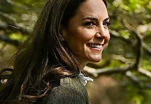 La princesa Kate huye de las normas palaciegas y se refugia en su familia: sin corona ni protocolo puede ser ella misma
