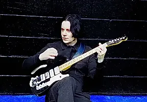 Nuevos temas de la semana: de Jack White a Anne Hathaway