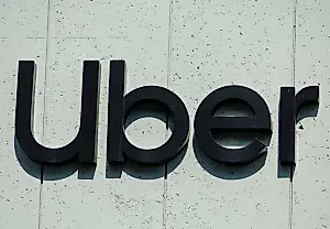 FTC подает в суд на Uber за сложные условия отмены подписки