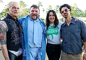 Teddy Swims y su desfile de sorpresas