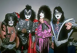 KISS prepara un espectáculo de avatares en Las Vegas