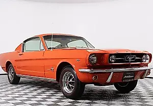 Ford Mustang Fastback de 1965: una leyenda con carácter