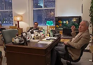 Lorne: el hombre entre bastidores
