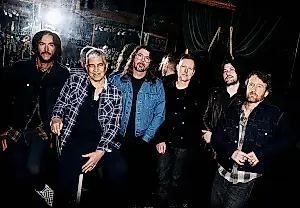 Foo Fighters возвращаются к сырой силе
