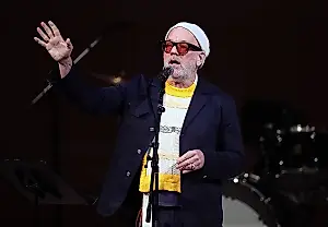 Michael Stipe y la canción fantasma