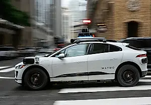 California multa… a un coche sin conductor