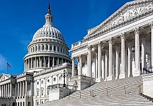Сенат США взялся за чат-ботов: проверка возраста для ИИ