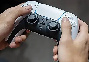 Hackean Sony: el mando de PS5 por fin funciona como debe en PC