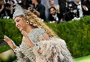 Beyoncé на Met Gala: долгожданное возвращение