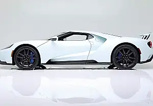 Ford GT Diamond Blue: легенда среди музейных суперкаров
