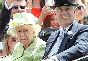La reina y su hijo